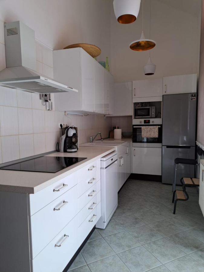 Rozsa Apartman Keszthely Exterior foto
