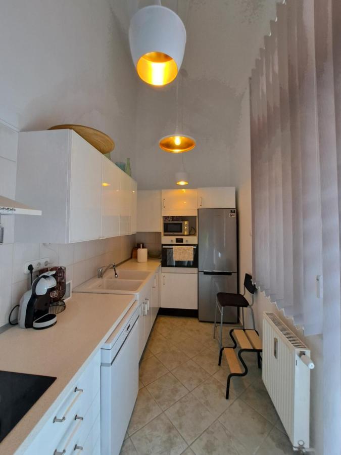 Rozsa Apartman Keszthely Exterior foto